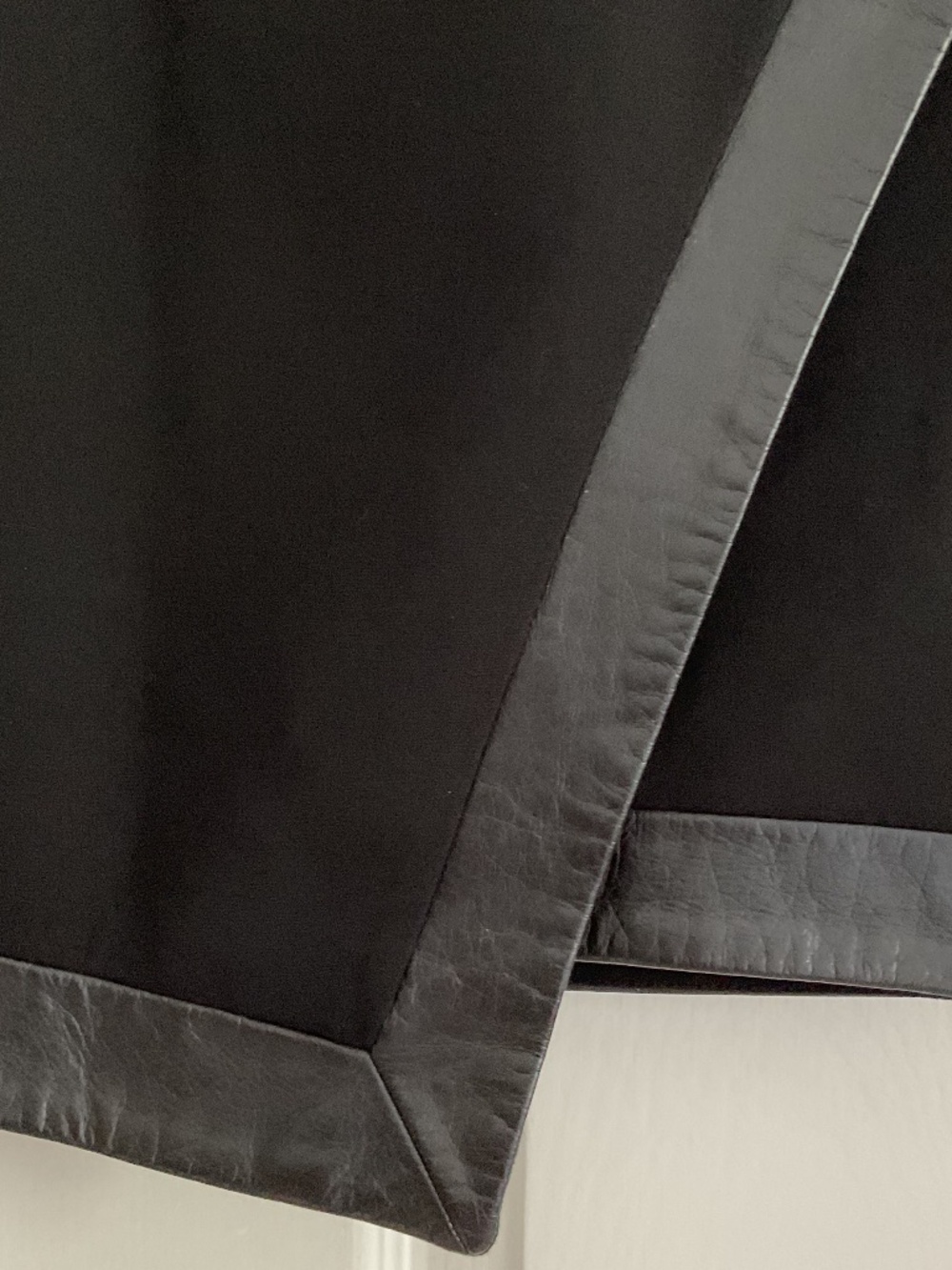 ⭐️ Ted Baker Heeley Asymmetrical Faux Leather Trim Skirt - size 12 - Picture 4 of 11